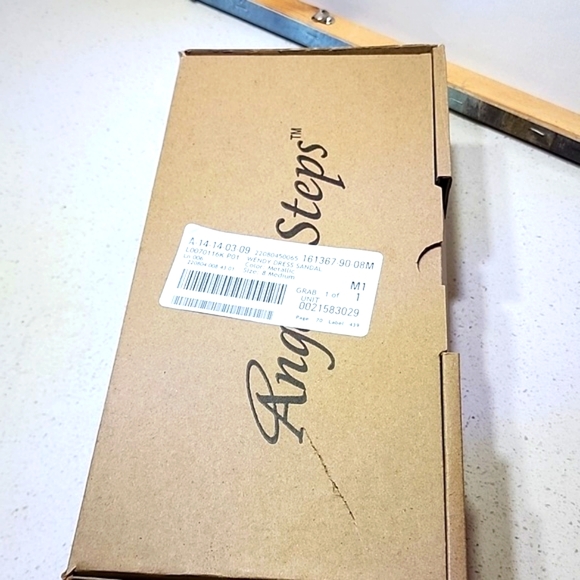 Metallic Sandals New in box by Angel Steps - Picture 9 of 13